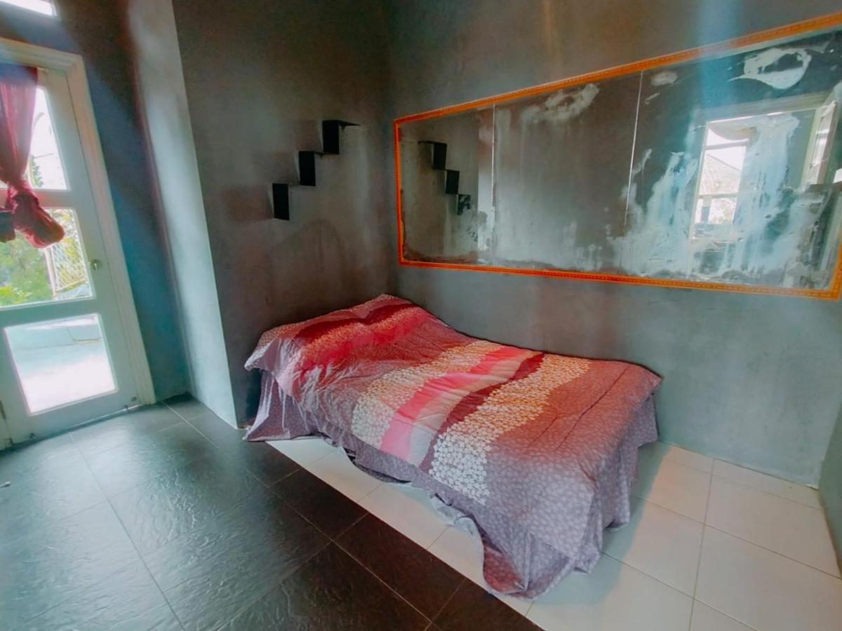 Villa Santika Puncak Pass Cimacan Экстерьер фото